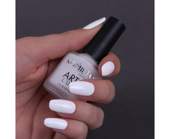 Зображення 2 Лак для нігтів Komilfo ArtiLux 001 білий, емаль, 8 мл (з тонким пензлем)