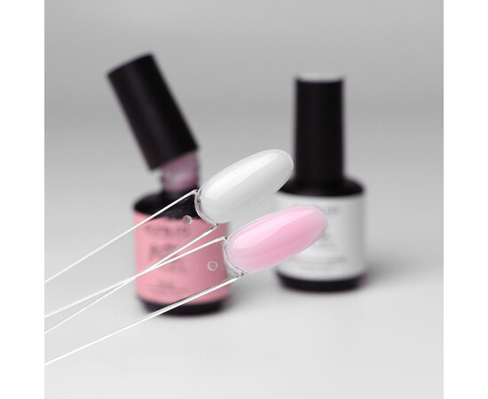 Зображення 4 Рідкий гель для нігтів Komilfo Bottle Gel Milky White Intense, з пензликом, 15 мл, Об'єм (мл, г): 15, Колір: Milky White Intense