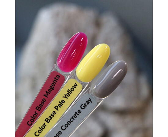 Изображение 3 База для гель-лака Komilfo Color Base Pale Yellow, 8 мл, Объем (мл, г): 8, Цвет: Pale Yellow