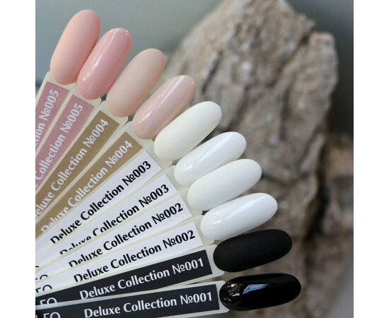 Зображення 3 Гель-лак Komilfo Deluxe Series D002 білий порцеляновий, емаль, 8 мл, Об'єм (мл, г): 8, Колір: 002