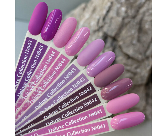 Зображення 3 Гель-лак Komilfo Deluxe Series D045 приглушений темно-ліловий, емаль, 8 мл, Об'єм (мл, г): 8, Колір: 045