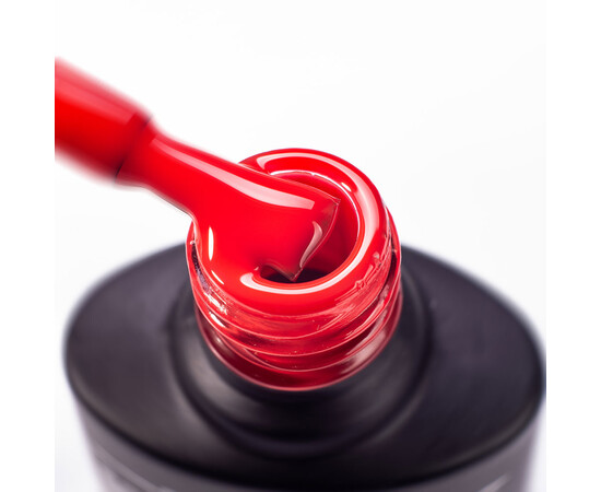 Зображення 2 Гель-лак Komilfo Deluxe Series D079 яскравий червоний, емаль, 8 мл, Об'єм (мл, г): 8, Колір: 079