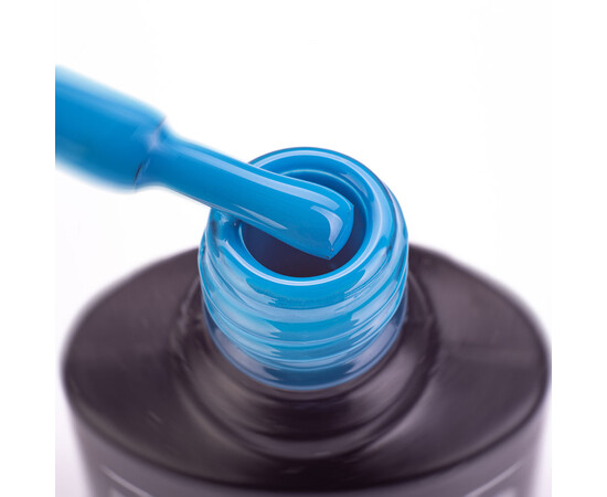 Зображення 2 Гель-лак Komilfo Deluxe Series D131 насичений блакитний, емаль, 8 мл, Об'єм (мл, г): 8, Колір: 131