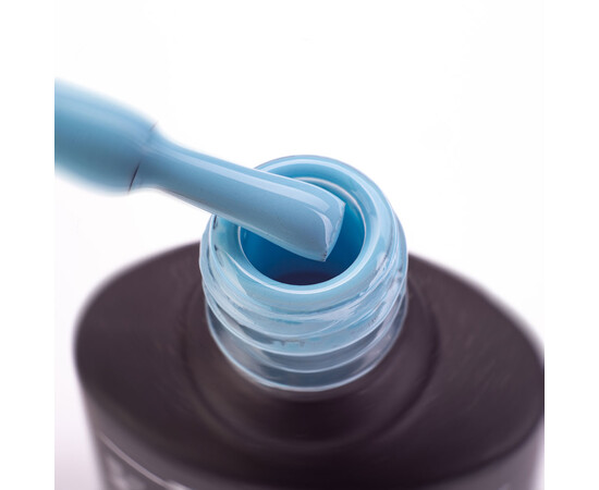 Зображення 2 Гель-лак Komilfo Deluxe Series D135 світло-блакитний, емаль, 8 мл, Об'єм (мл, г): 8, Колір: 135