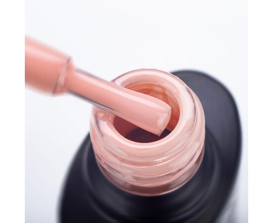 Зображення 2 Гель-лак Komilfo Deluxe Series D008 приглушений трохи бежево-рожевий, емаль, 8 мл, Об'єм (мл, г): 8, Колір: 008