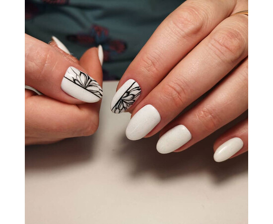 Зображення 5 Гель-лак Komilfo Deluxe Series D002 білий порцеляновий, емаль, 8 мл, Об'єм (мл, г): 8, Колір: 002