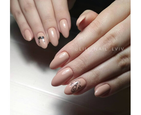 Зображення 4 Гель-лак Komilfo Deluxe Series D010 світло-бежевий, емаль, 8 мл, Об'єм (мл, г): 8, Колір: 010