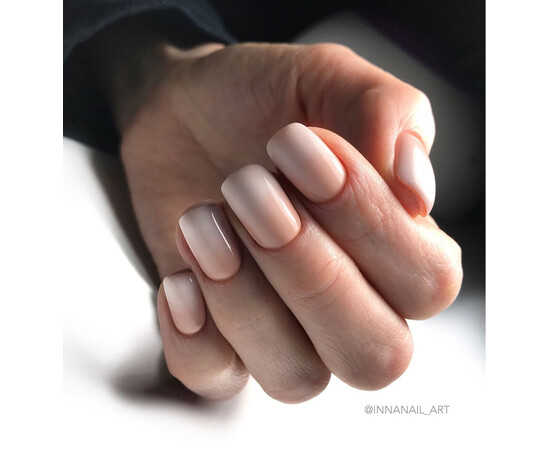 Зображення 4 Гель-лак Komilfo Deluxe Series D012 темно-нюдовий, емаль, 8 мл, Об'єм (мл, г): 8, Колір: 012