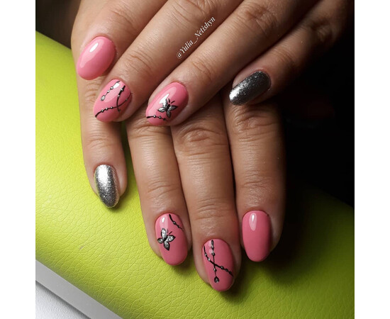 Зображення 4 Гель-лак Komilfo Deluxe Series D020 насичений рожевий, емаль, 8 мл, Об'єм (мл, г): 8, Колір: 020