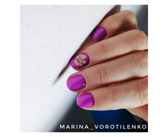 Зображення 4 Гель-лак Komilfo Deluxe Series D045 приглушений темно-ліловий, емаль, 8 мл, Об'єм (мл, г): 8, Колір: 045