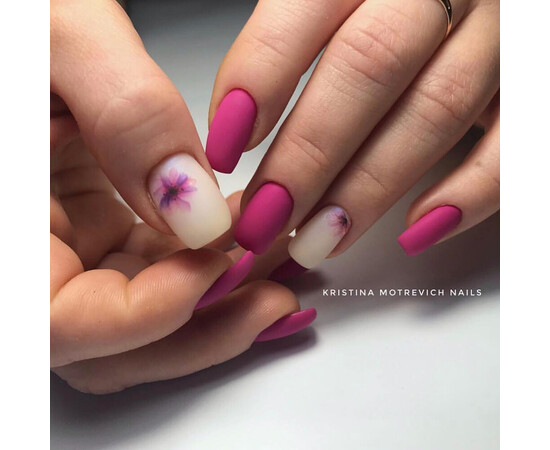 Зображення 4 Гель-лак Komilfo Deluxe Series D049 рожева маджента, емаль, 8 мл, Об'єм (мл, г): 8, Колір: 049