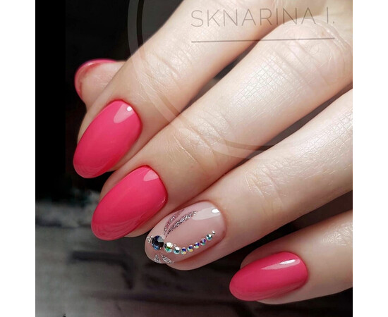 Зображення 4 Гель-лак Komilfo Deluxe Series D052 насичений яскраво-рожевий, емаль, 8 мл, Об'єм (мл, г): 8, Колір: 052