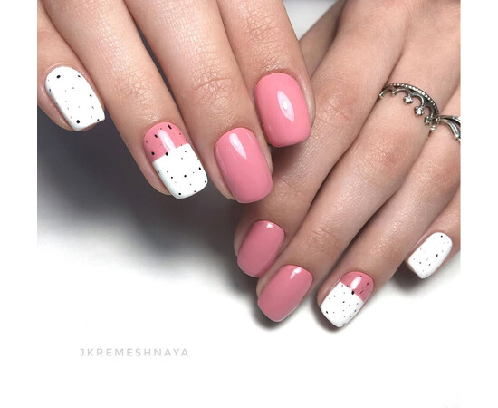 Зображення 4 Гель-лак Komilfo Deluxe Series D054 світлий коралово-рожевий, емаль, 8 мл, Об'єм (мл, г): 8, Колір: 054