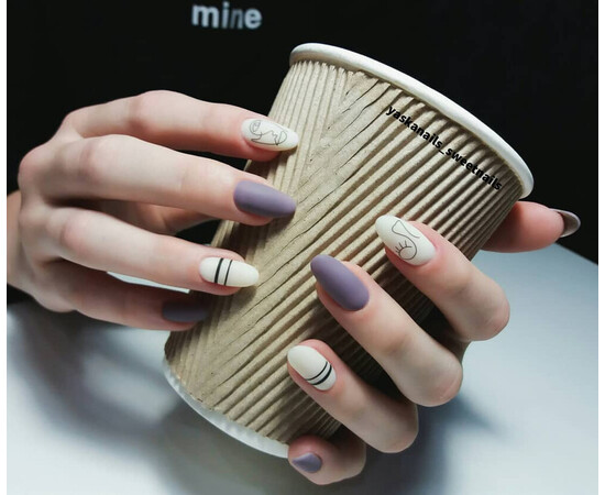 Зображення 4 Гель-лак Komilfo Deluxe Series D065 темний сіро-бузковий, емаль, 8 мл, Об'єм (мл, г): 8, Колір: 065