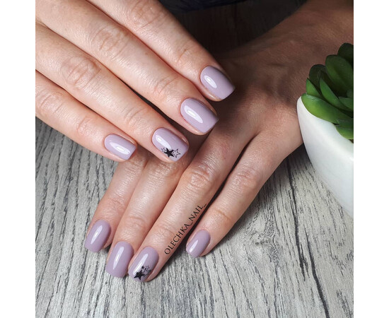 Зображення 4 Гель-лак Komilfo Deluxe Series D068 приглушений сіро-ліловий, емаль, 8 мл, Об'єм (мл, г): 8, Колір: 068