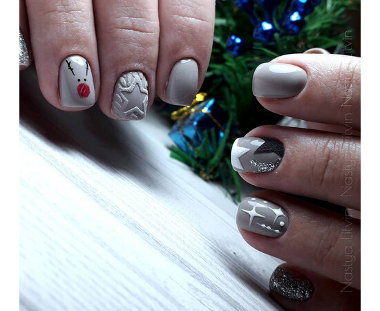 Зображення 5 Гель-лак Komilfo Deluxe Series D070 сірий, емаль, 8 мл, Об'єм (мл, г): 8, Колір: 070