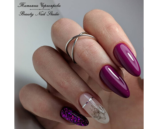 Зображення 5 Гель-лак Komilfo Deluxe Series D093 вечірня марсала, емаль, 8 мл, Об'єм (мл, г): 8, Колір: 093