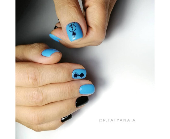 Зображення 5 Гель-лак Komilfo Deluxe Series D132 яскравий блакитний, емаль, 8 мл, Об'єм (мл, г): 8, Колір: 132