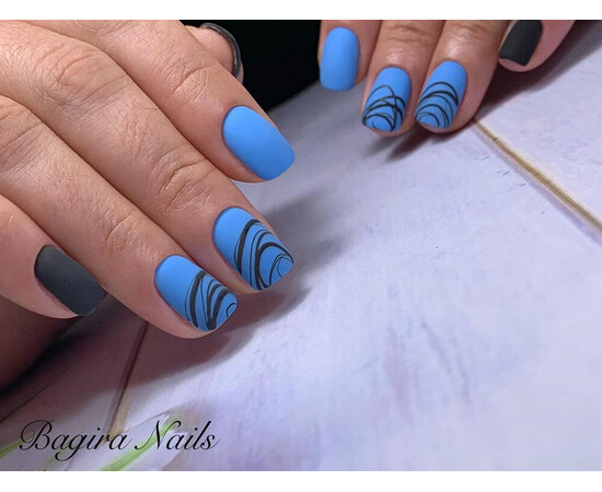 Зображення 5 Гель-лак Komilfo Deluxe Series D134 темно-блакитний, емаль, 8 мл, Об'єм (мл, г): 8, Колір: 134