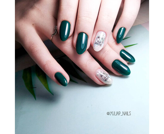 Зображення 4 Гель-лак Komilfo Deluxe Series D153 зелений, емаль, 8 мл, Об'єм (мл, г): 8, Колір: 153