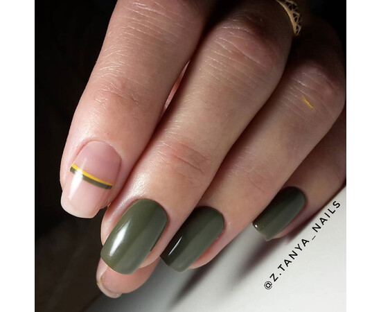 Зображення 5 Гель-лак Komilfo Deluxe Series D158 хакі, емаль, 8 мл, Об'єм (мл, г): 8, Колір: 158