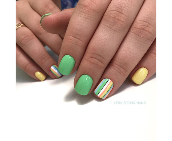 Зображення 5 Гель-лак Komilfo Deluxe Series D160 салатовий, емаль, 8 мл, Об'єм (мл, г): 8, Колір: 160