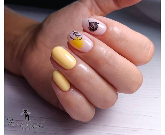 Зображення 4 Гель-лак Komilfo Deluxe Series D167 персиково-жовтий, емаль, 8 мл, Об'єм (мл, г): 8, Колір: 167