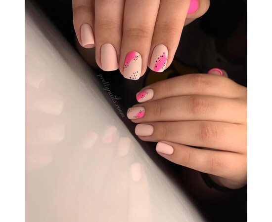 Зображення 4 Гель-лак Komilfo Deluxe Series D175 ніжний насичений рожевий, емаль, 8 мл, Об'єм (мл, г): 8, Колір: 175