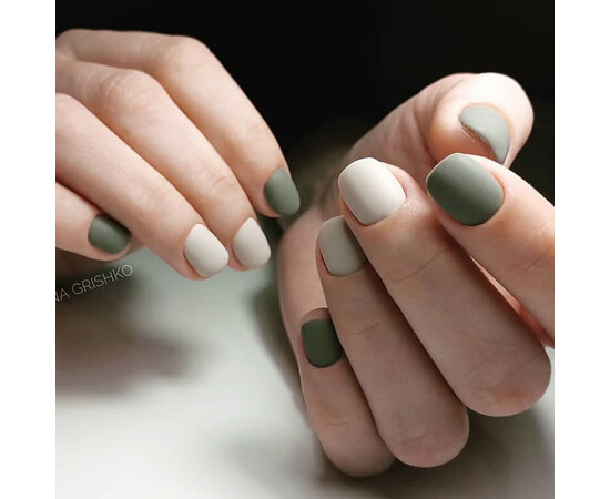 Зображення 4 Гель-лак Komilfo Deluxe Series D279 темна оливка, емаль, 8 мл, Об'єм (мл, г): 8, Колір: 279