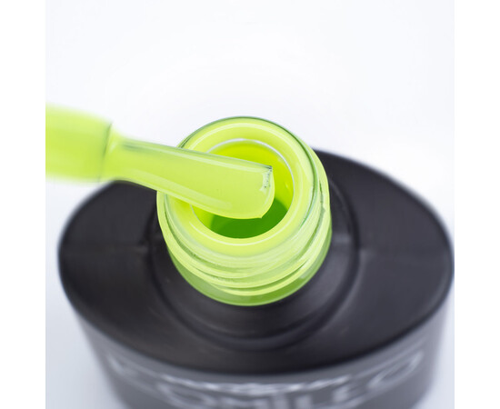 Зображення 2 Гель-лак Komilfo Deluxe Series D262 кислотний лаймово-жовтий, емаль, 8 мл, Об'єм (мл, г): 8, Колір: 262