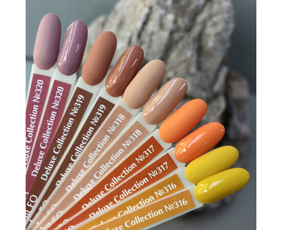 Зображення 3 Гель-лак Komilfo Deluxe Series D318 бежевий, емаль, 8 мл, Об'єм (мл, г): 8, Колір: 318