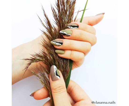 Зображення 4 Гель-лак Komilfo Deluxe Series D281 зелено-коричневий, емаль, 8 мл, Об'єм (мл, г): 8, Колір: 281