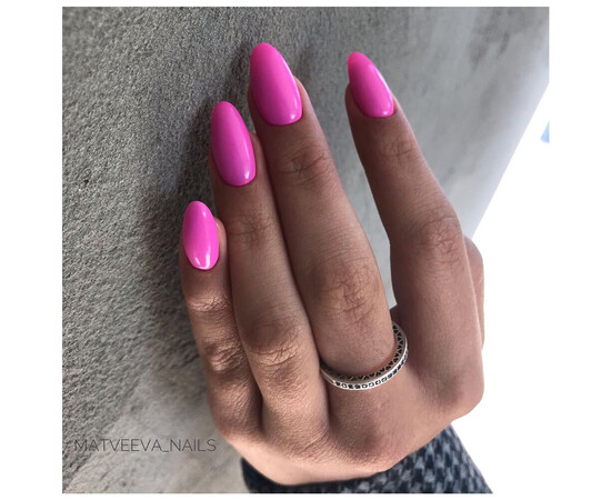 Зображення 4 Гель-лак Komilfo Deluxe Series D180 насичений рожевий, емаль, 8 мл, Об'єм (мл, г): 8, Колір: 180