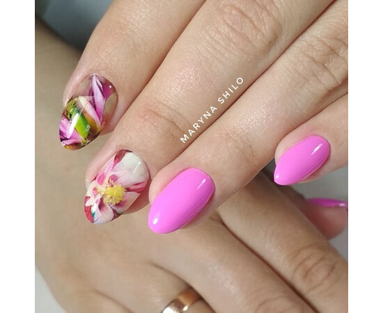 Зображення 5 Гель-лак Komilfo Deluxe Series D180 насичений рожевий, емаль, 8 мл, Об'єм (мл, г): 8, Колір: 180