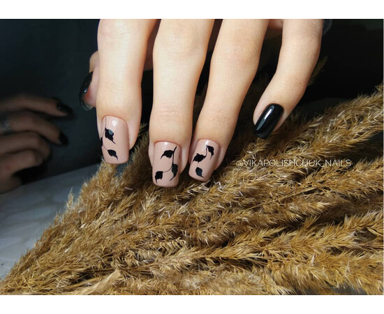 Зображення 4 Гель-лак Komilfo Deluxe Series D213 коричнево-бежевий, емаль, 8 мл, Об'єм (мл, г): 8, Колір: 213