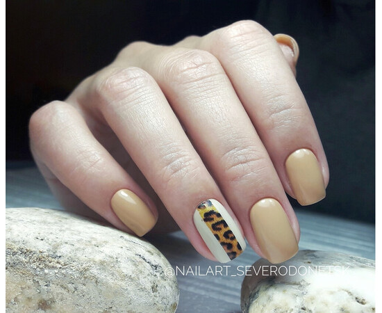 Зображення 3 Гель-лак Komilfo Deluxe Series D214 молочно-карамельний, емаль, 8 мл, Об'єм (мл, г): 8, Колір: 214