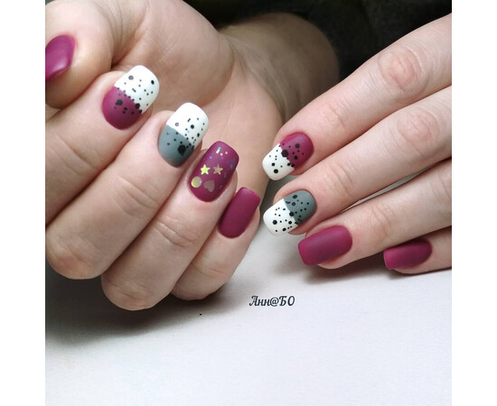 Зображення 4 Гель-лак Komilfo Deluxe Series D243 темна фуксія, емаль, 8 мл, Об'єм (мл, г): 8, Колір: 243