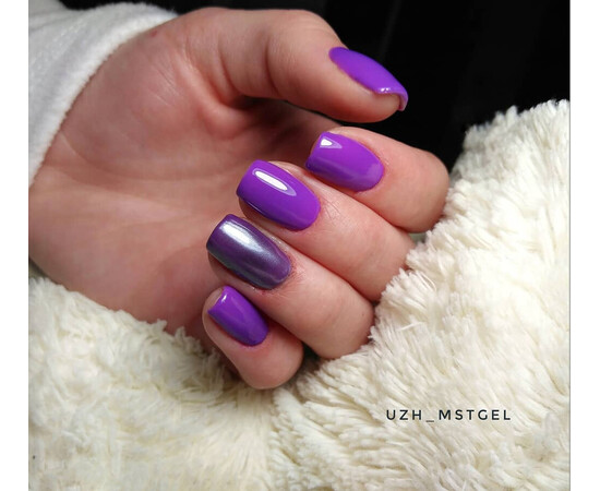 Зображення 4 Гель-лак Komilfo Deluxe Series D251 насичений бузковий, емаль, 8 мл, Об'єм (мл, г): 8, Колір: 251