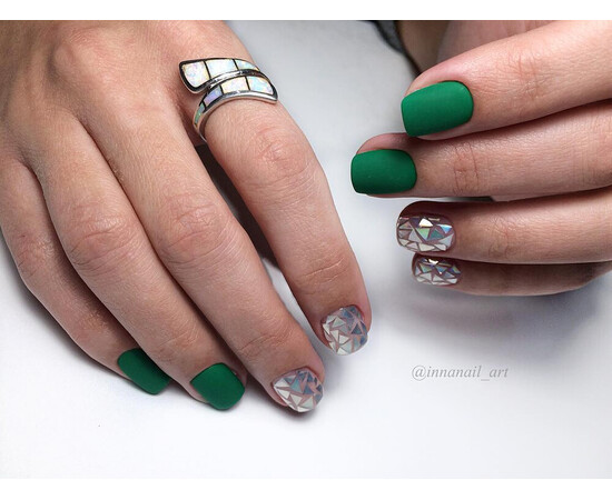 Зображення 4 Гель-лак Komilfo Deluxe Series D266 темно-зелений, емаль, 8 мл, Об'єм (мл, г): 8, Колір: 266