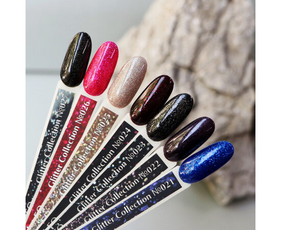 Зображення 3 Гель-лак Komilfo DeLuxe Series G026 насичений рожевий з світло рожевими блискітками, 8 мл, Об'єм (мл, г): 8, Колір: 026