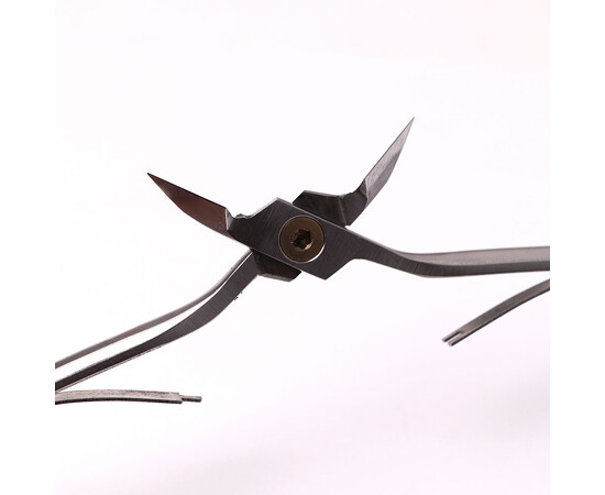 Изображение 4 Кусачки профессиональные с 2 пружинами в дихроическом чехле Komilfo Ultra M, 13 мм