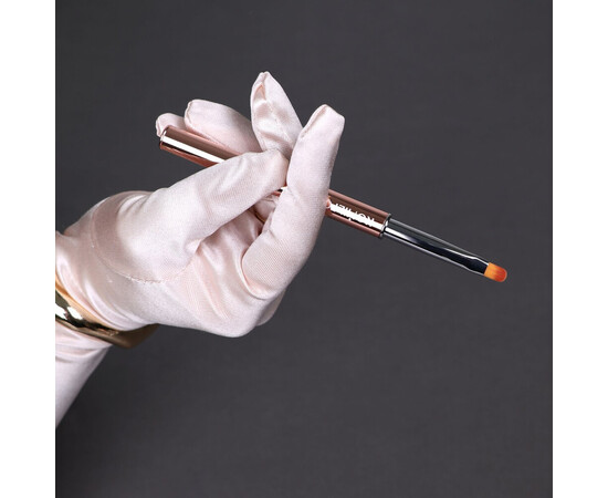 Изображение 3 Кисточка Komilfo Rose gold Double Gel oval 6 (Nylon)/Liner 9 (Nylon)